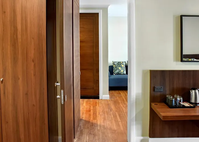 The Residences At C&c Apartahotel Bangkok