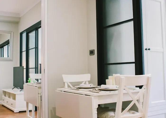 Apartahotel The Residences At C&c