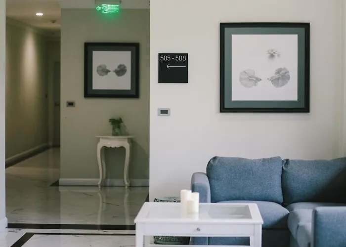 The Residences At C&c Apartahotel 4*