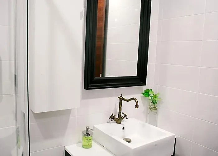 The Residences At C&c Apartahotel 4*